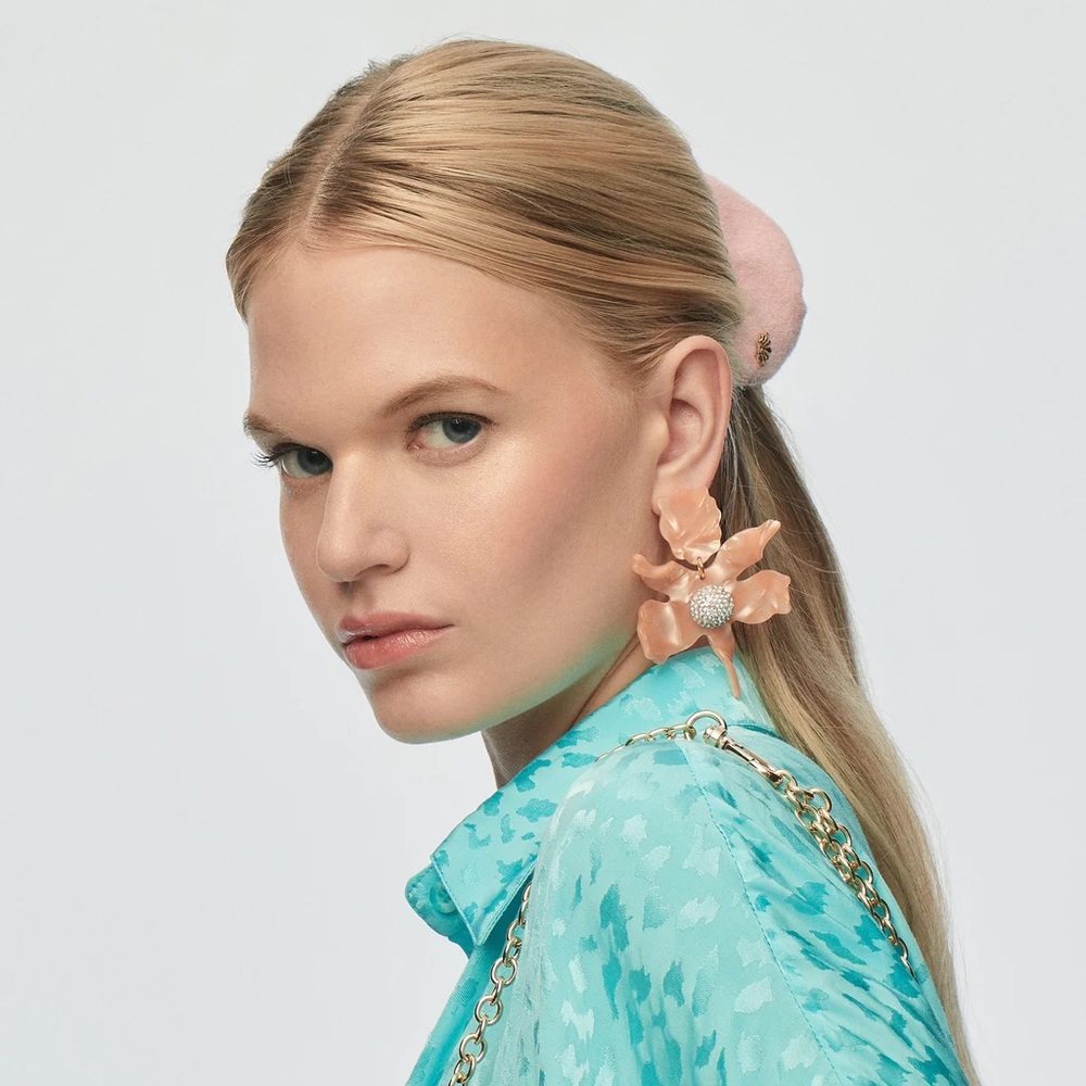 Lele Sadoughi CRYSTAL LILY EARRINGS